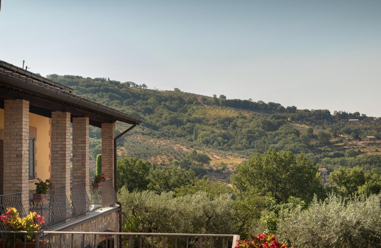 Agriturismo La Rocca Assisi Petrignano ภายนอก รูปภาพ