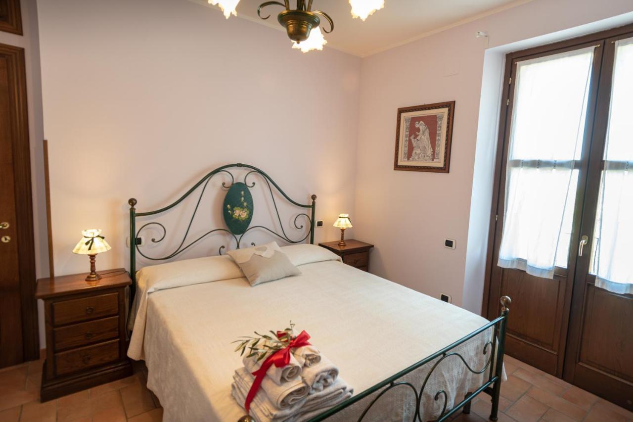 Agriturismo La Rocca Assisi Petrignano ภายนอก รูปภาพ