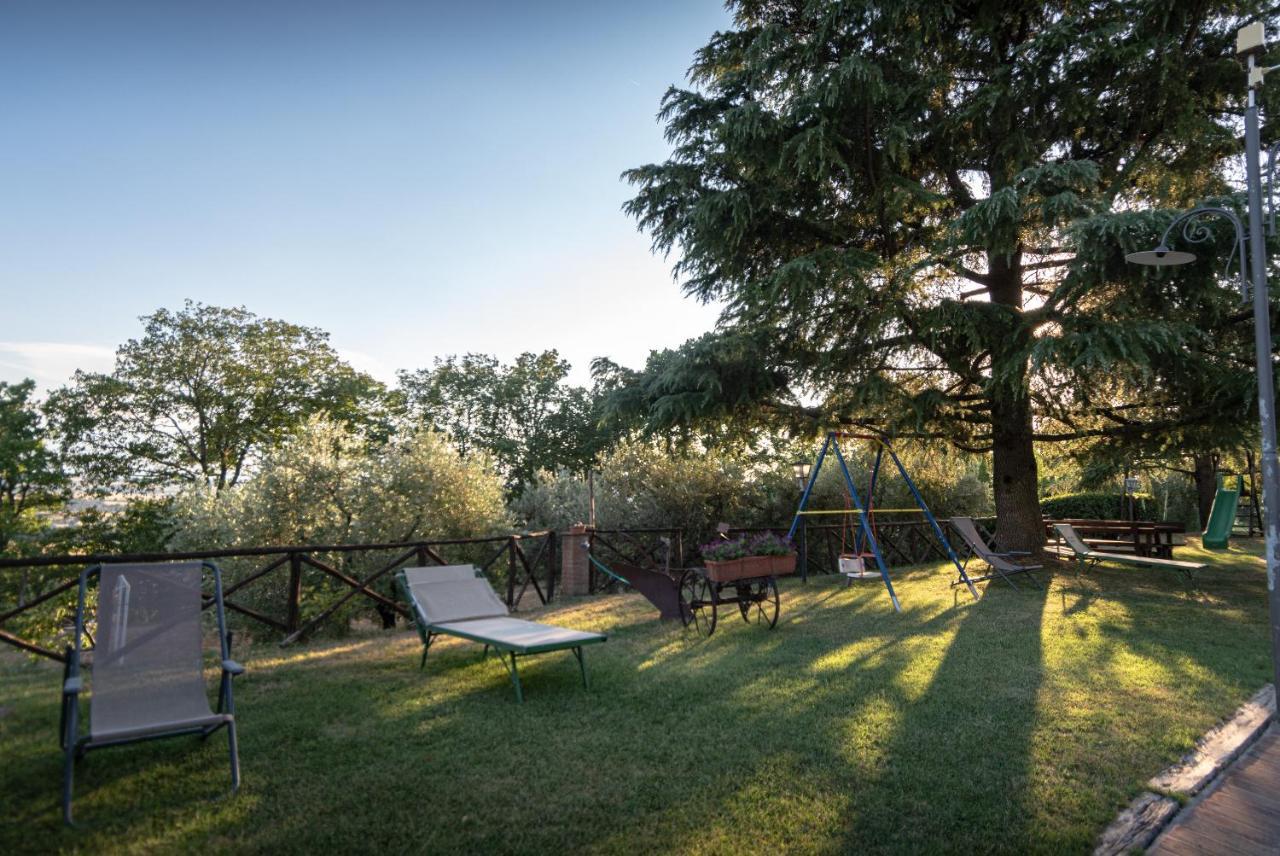 Agriturismo La Rocca Assisi Petrignano ภายนอก รูปภาพ