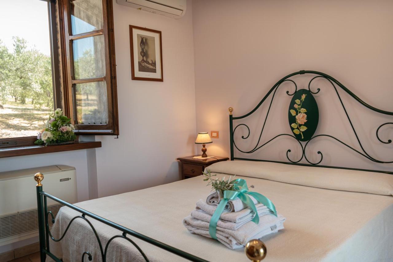 Agriturismo La Rocca Assisi Petrignano ภายนอก รูปภาพ